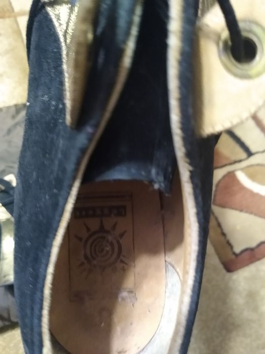 buty koturny rozmiar 39 czarno zlote