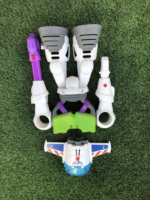 Robot do buzz lightyear inclui nave64284916944897122