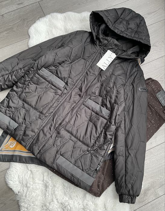 демисезонна куртка