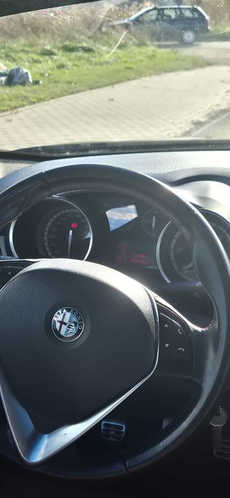Alfa Romeo Giulietta 2.0 JTDm 150KM z 2014 roku.