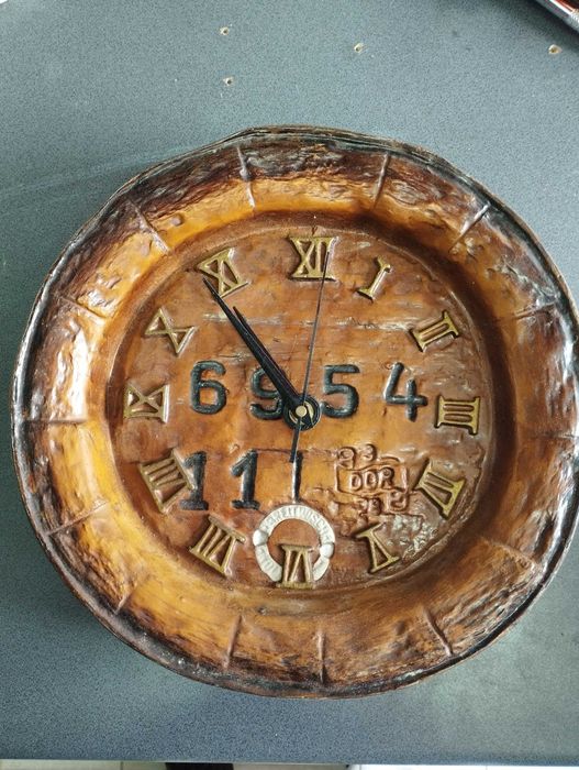 zegar ścienny vintage beczka DDR