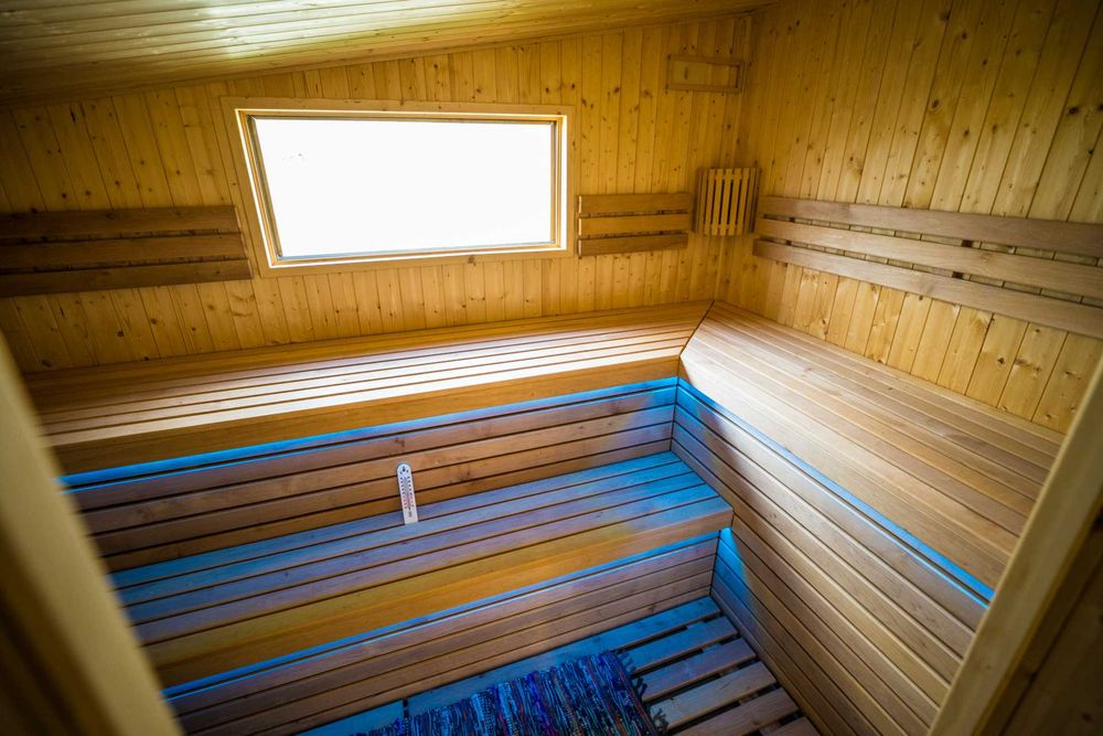 dom wynajem azyl nad nidą  sauna jacuzzi  panieński kawalersk
