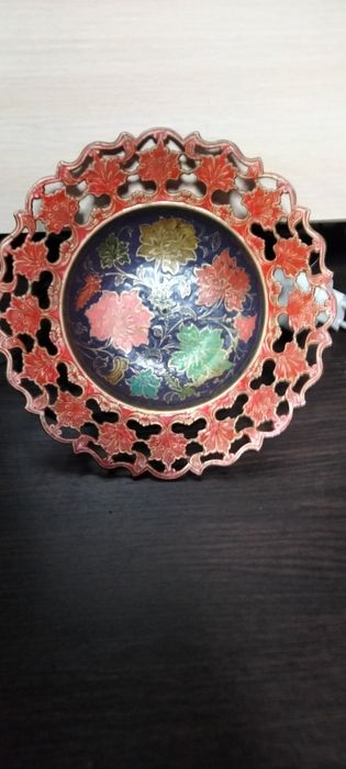 Латунная вазочка