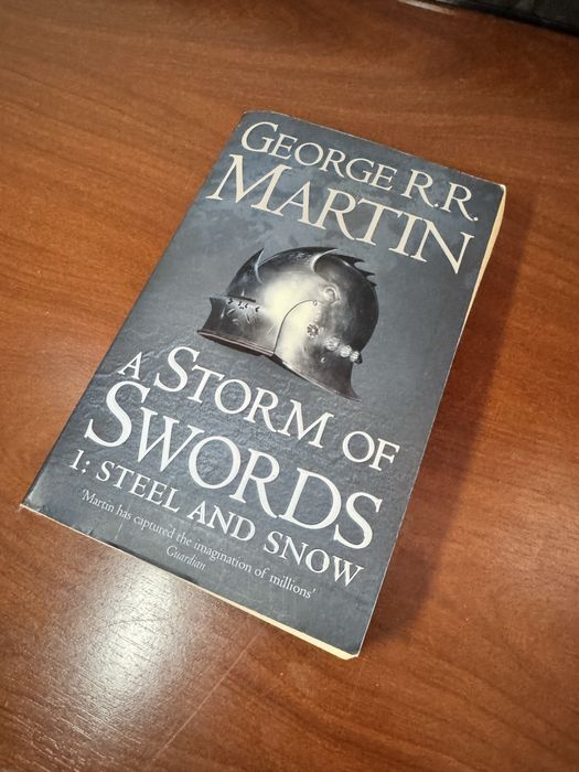 Livros vários (vários tipos]