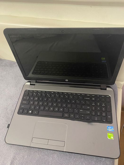 Laptop hp 15-r041sw uszkodzony bez dysku