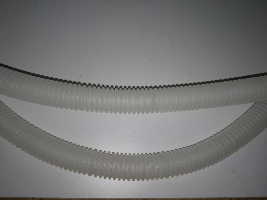 Труба ПВХ гибкая гофр., длина 2м, диаметр 24мм\20мм