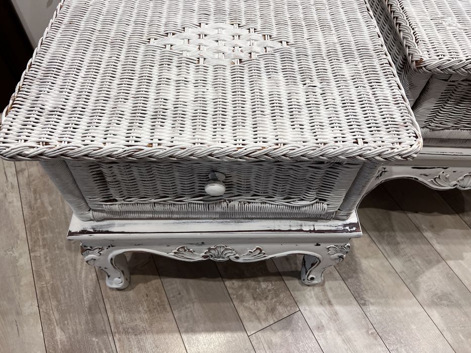 Ludwikowskie komody szafki z ratanem