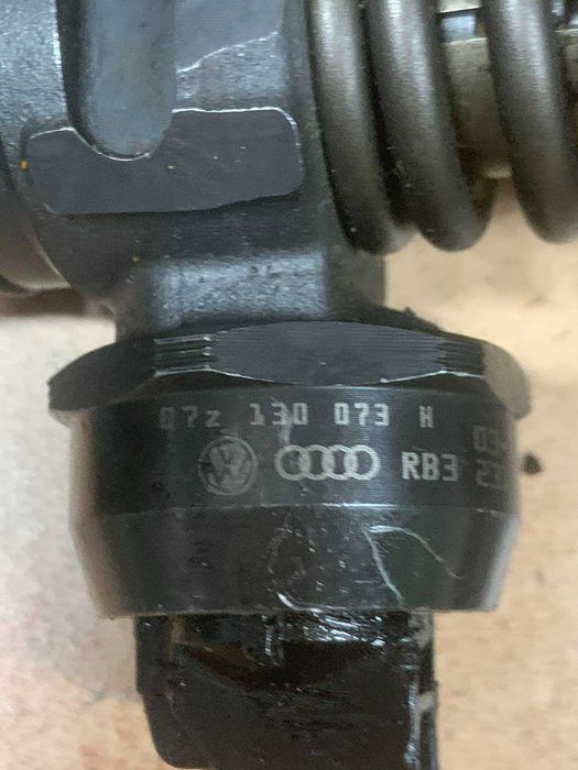 07Z130073H Форсунка 0414720220 Volkswagen 5.0