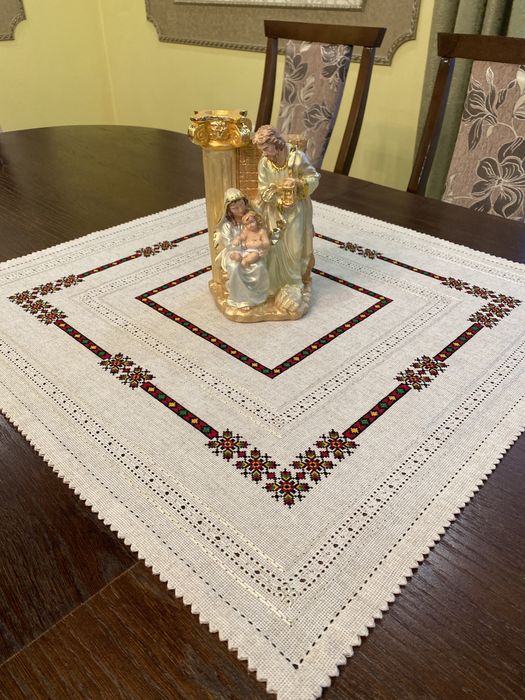 Серветка вишита (ручна робота)