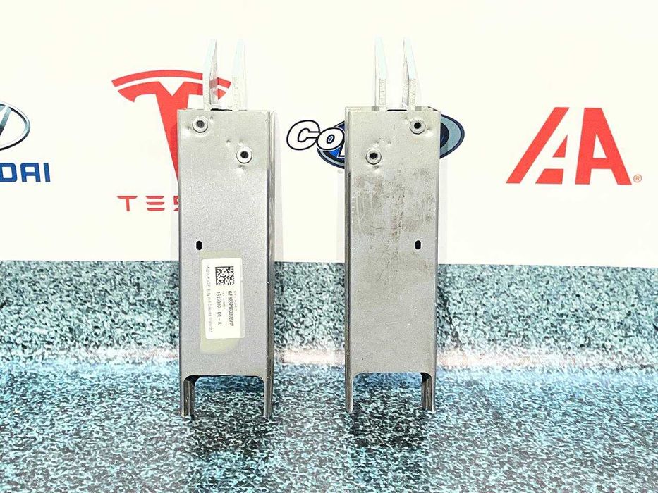 Подовжувач Лонжерона Tesla Model Y,  верхній  L-R  оригінал-Mexico