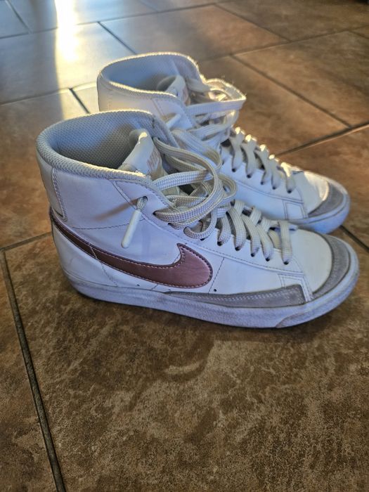 Nike blazer 35.5