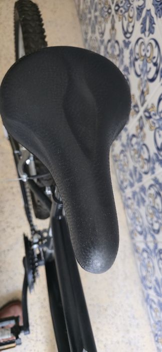 Vendo uma bicicleta  em excelente estado.