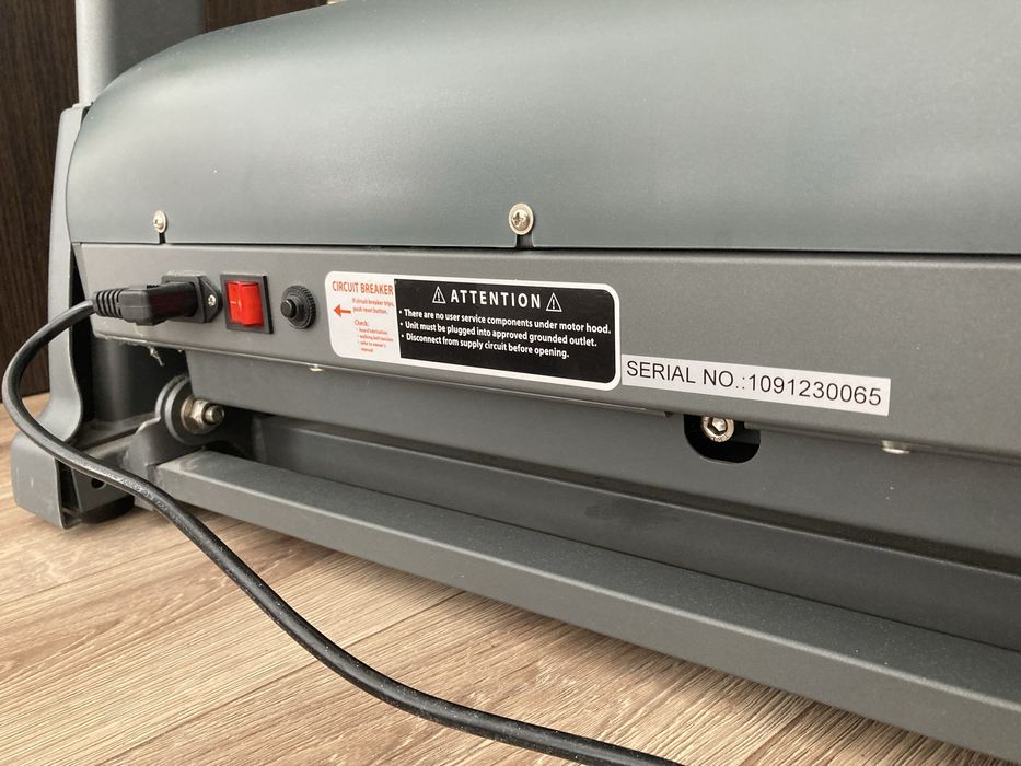 Бігова доріжка HouseFit