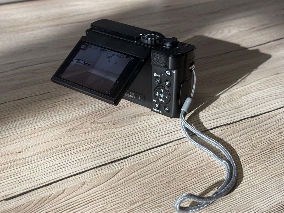 Panasonic Lumix TZ99
