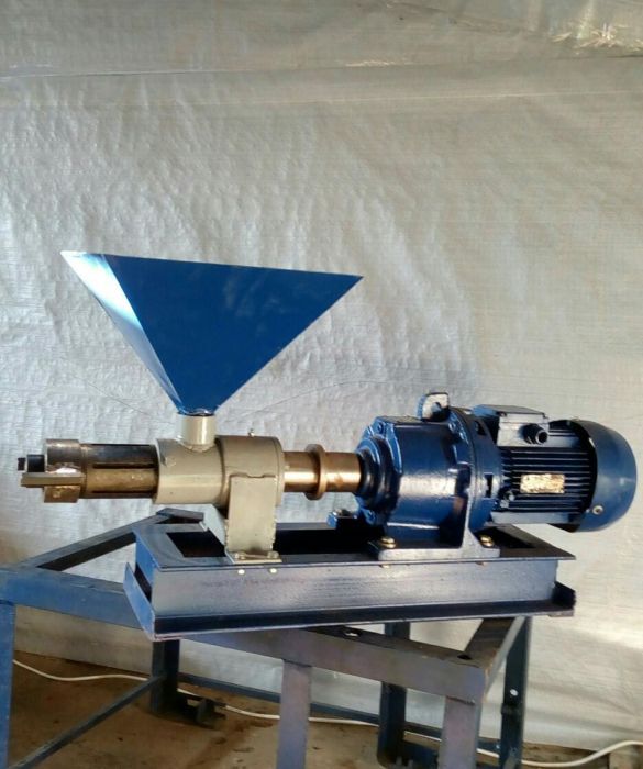 Маслопоесс шнековый