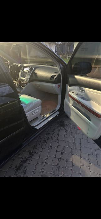 Продам лексус рх350