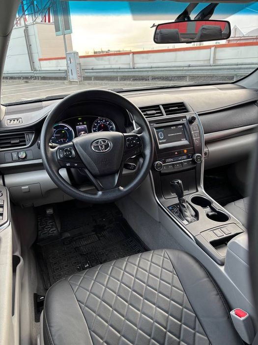 Оренда авто для особистих цілей або для роботи Hybrid