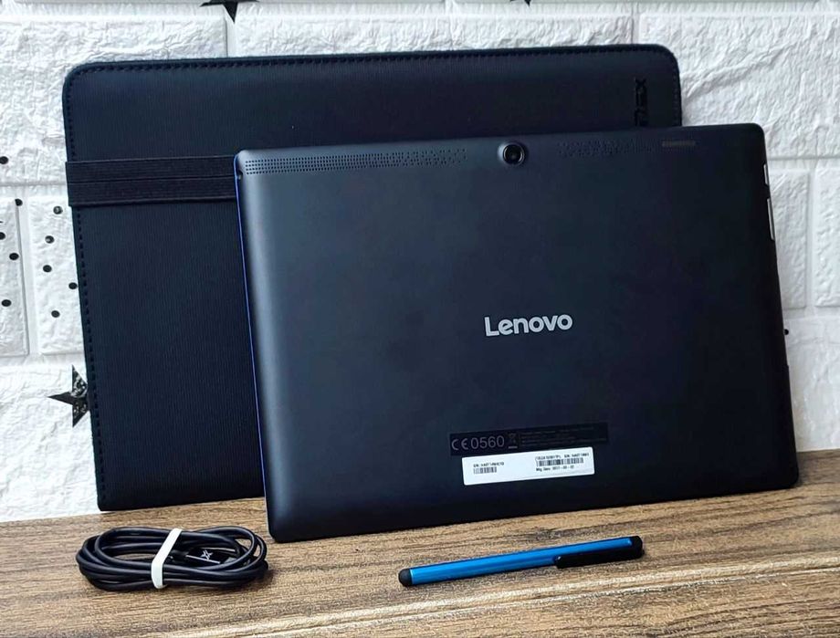 Планшет Lenovo 10 дюймів