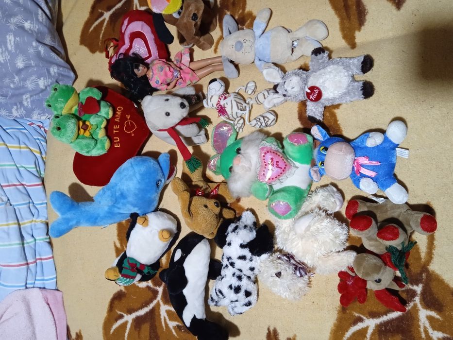 Кольца брошки и бусы ретро