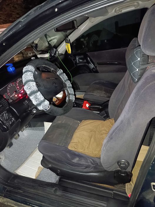 Продам авто Опель Омега Б