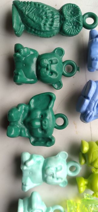 Фигурки-брелки из 90х