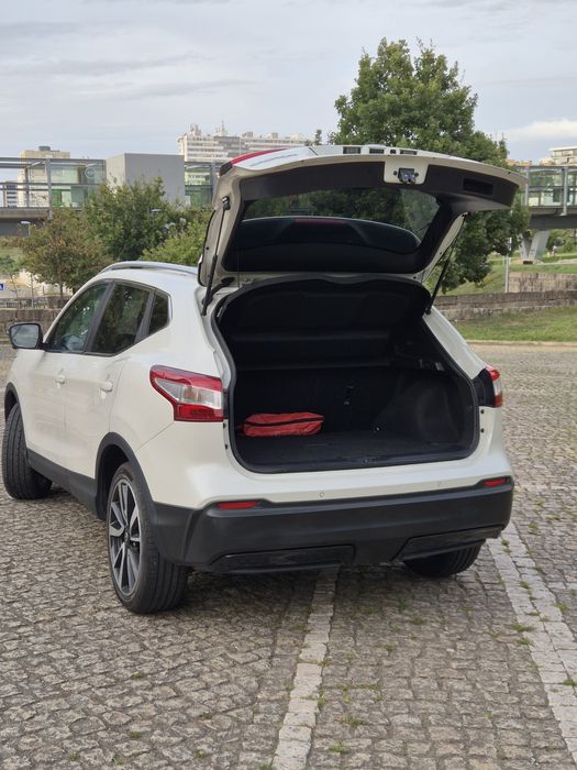 Nissan Qashqai 1.5 dCi 110cv | 2015 | 94.500 km | FULL EXTRAS