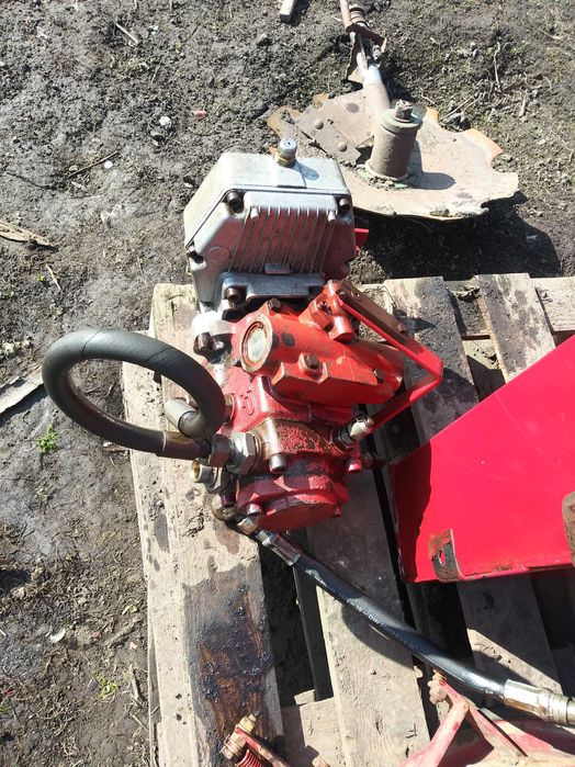 Продам запчастини для оприскувача  "HARDI"