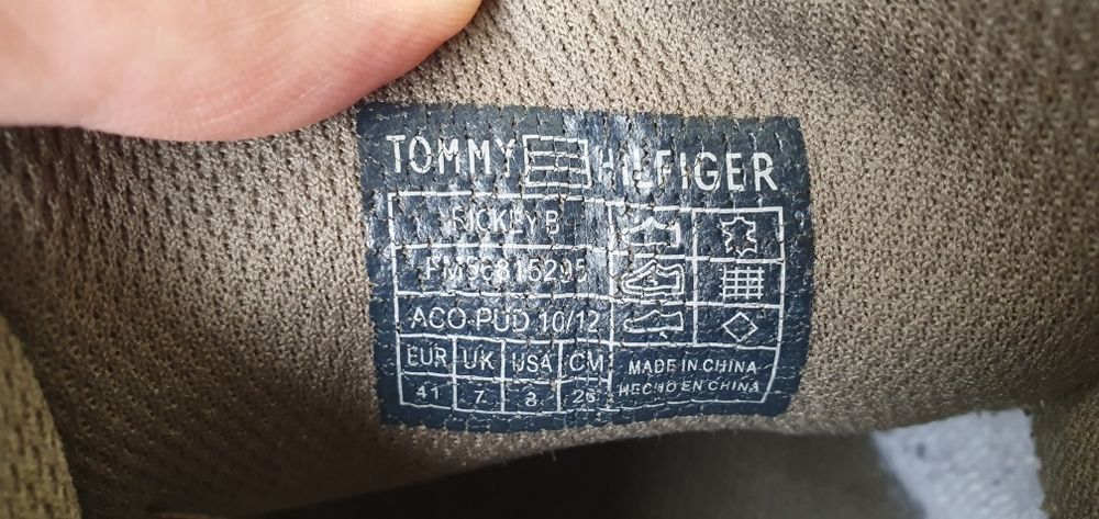 TOMMY HILFIGER buty męskie rozmiar 41 wkładka 26cm używane jak na foto
