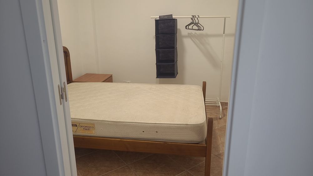 Arrenda se quarto individual