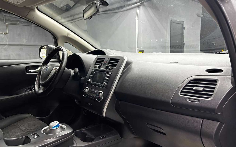 Nissan Leaf 2015