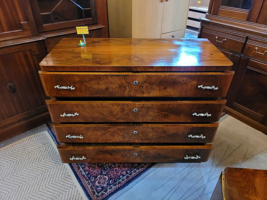 Cómoda antiga estilo arte Deco totalmente restaurada