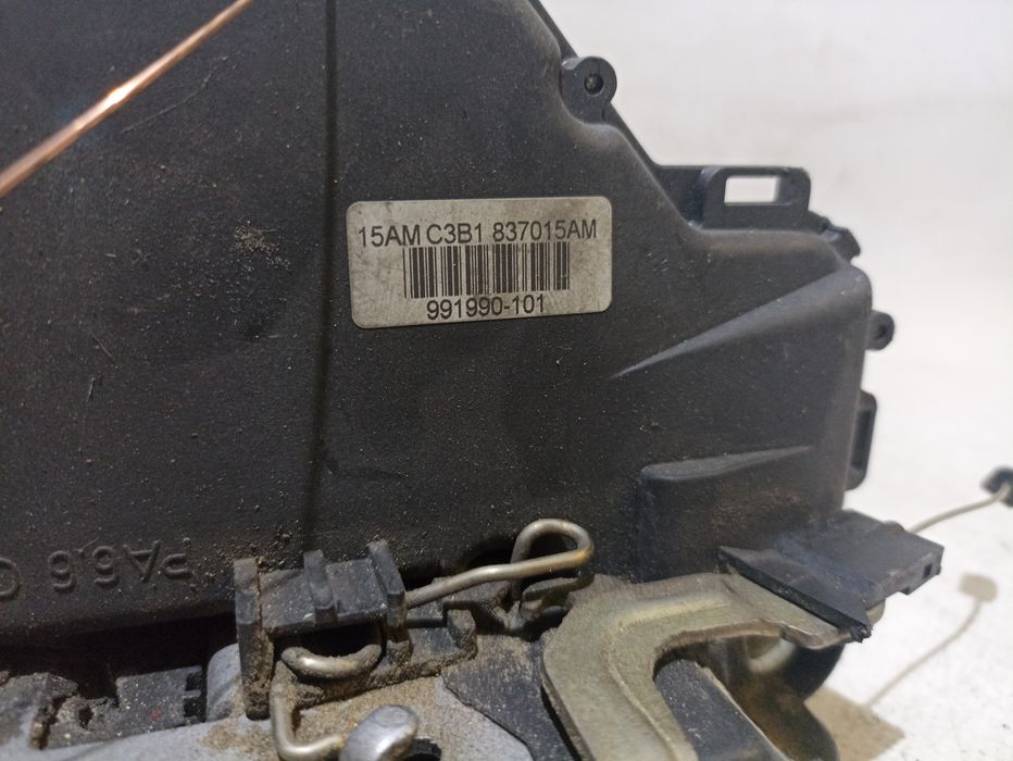 Fechadura / fecho porta frente esquerdo SEAT Ibiza III (6L1)