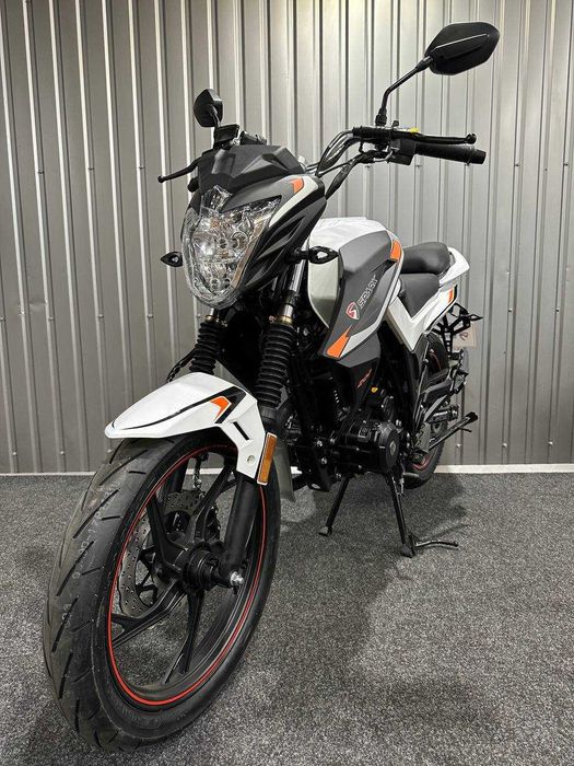 Новий мотоцикл Spark SP200R-30