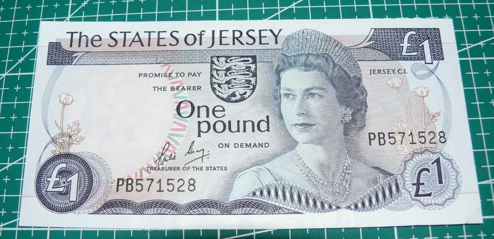 Jersey 1 funt 1976 P.11