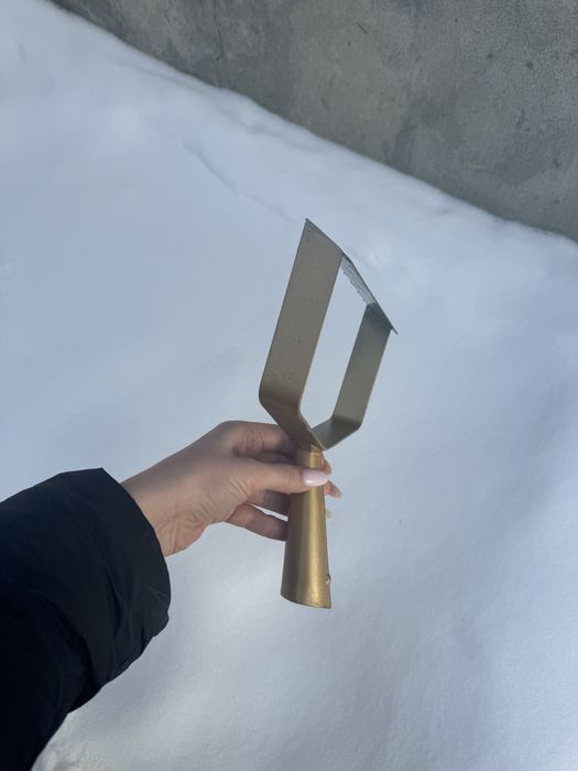 Плоскорез из ленточной пилы , сапа , тяпка , мотыга