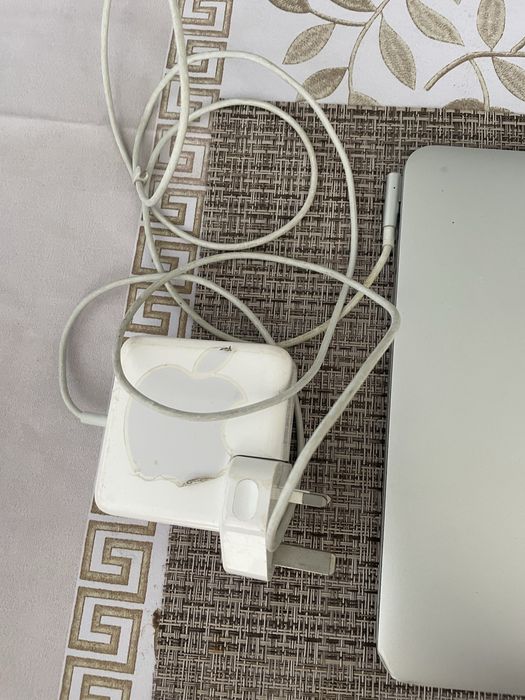 Macbook Air usado