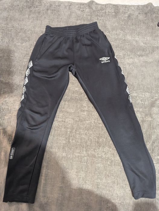 Umbro з лампасами