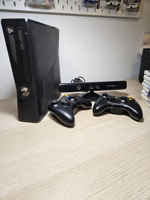 Xbox 360 slim + volante trustmaster