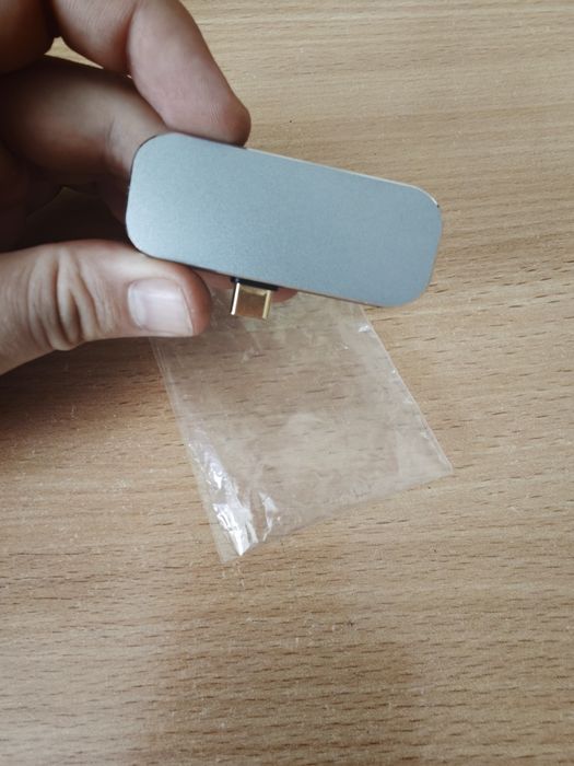 USB-C Hub /  USB Type-C 5-в-1 (USB 3.1, PD, AUX 3.5mm, USB-A, Type-C)