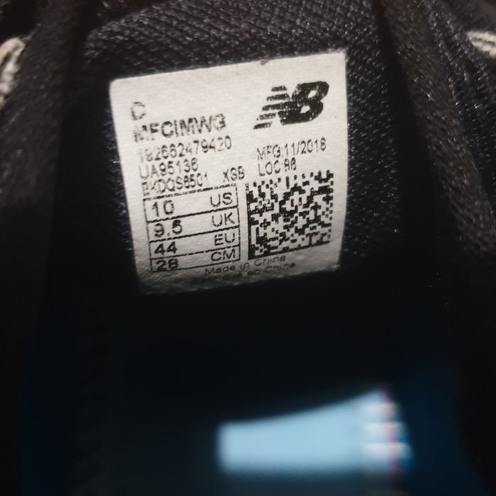 Фирменные , легкие кроссовки New Balance 44 р.