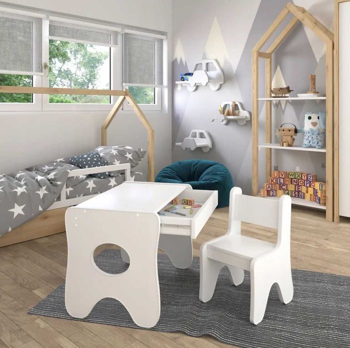 Комплект дитячих меблів столик та стільчик 70×45×51 стіл та стілець