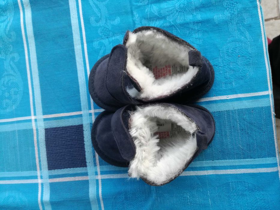 Pantufas botas sapatos bebe da Essentials