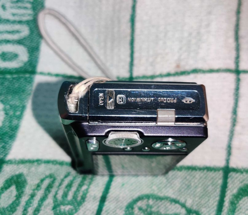 Фотоапарат Sony cyber shot DSC W80 мильниця