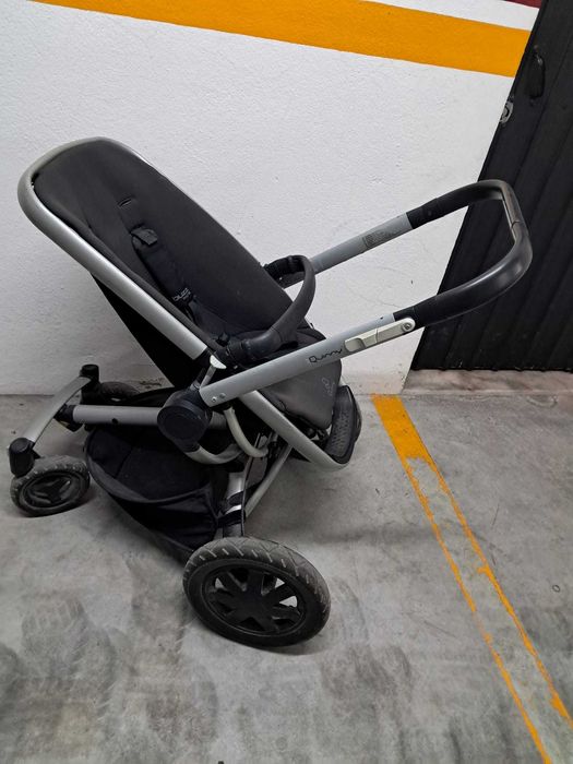 Carrinho bebe quinny