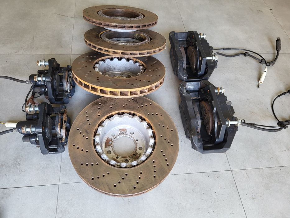 Zaciski Tarcze Hamulcowe bmw m5 e60 m6 e63 e64 v10 507km Przód Tył