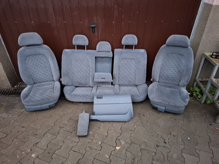 Seat Toledo 2 1.6 SRI 8V Fotele Przód Podłokietnik LC9Z Drzwi Klapa ST