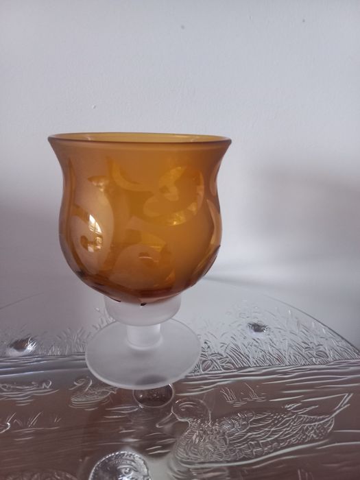 Wazon kielich na stopie