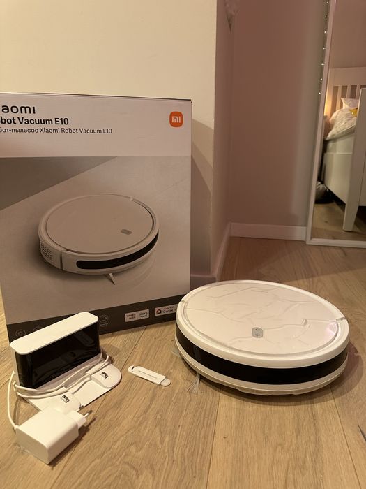 Mopuje i odkurza robot xiaomi  - szuka niwego domu