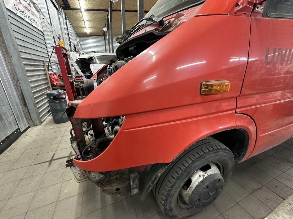 Крыло левое Mercedes Sprinter CDI 2000-2006