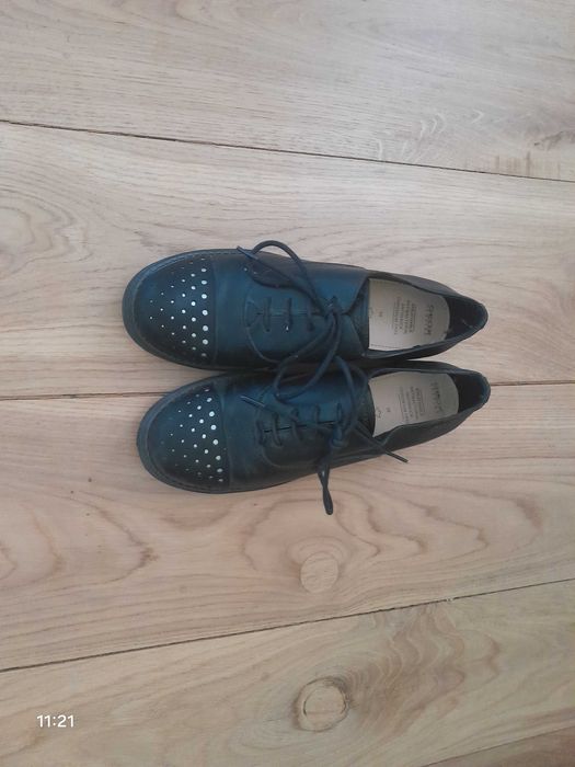 Półbuty wizytowe skórzane GEOX użyte jeden raz